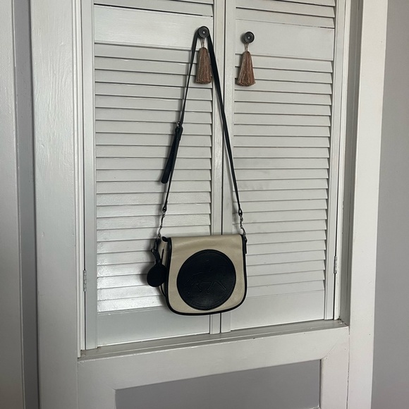 Tucker Tweed Handbags - Stylish Black and Cream Women's Bag Tucker Tweed